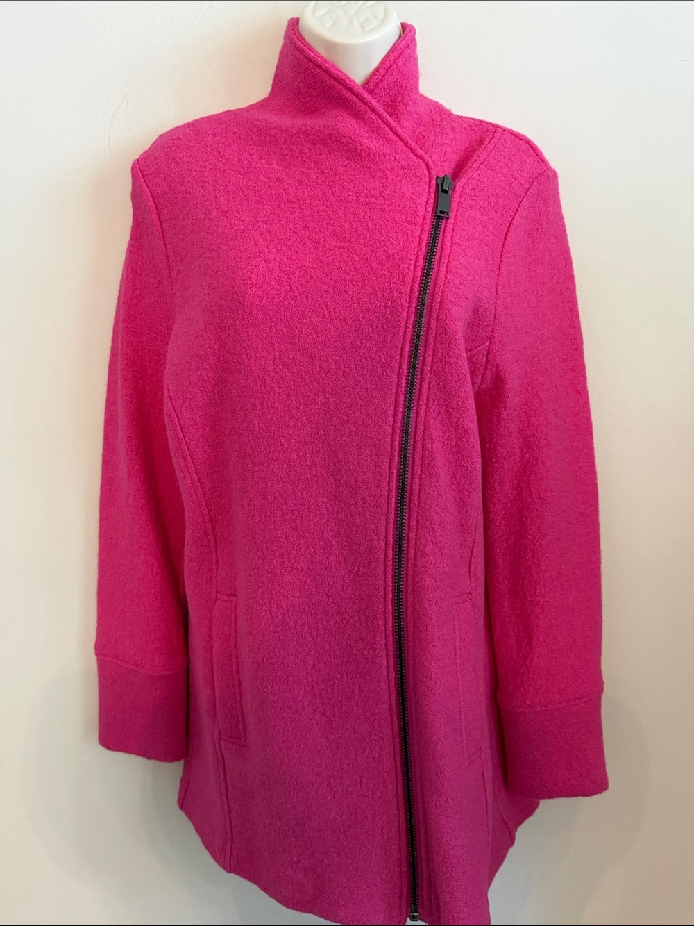 Nicole Miller Bright Pink Asymmetrical Zip Jacket Wool Blend Size Medium
